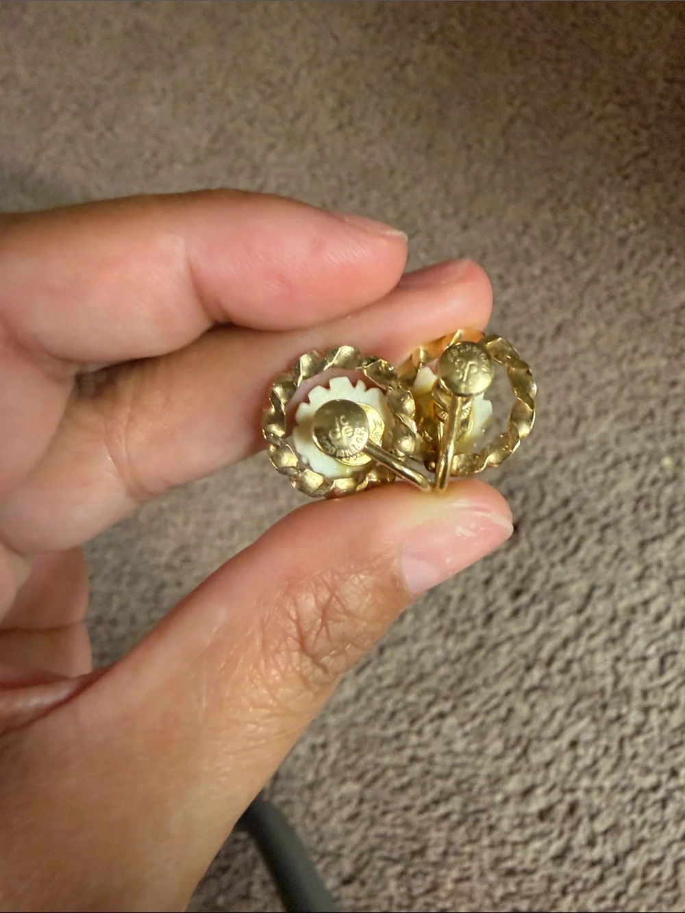 Cream Rose Floral Clip-On Earrings with Gold Wreath Accent. 14k GF vintage